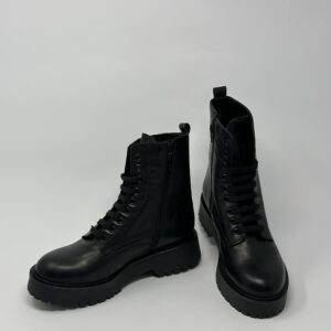 Lea boots